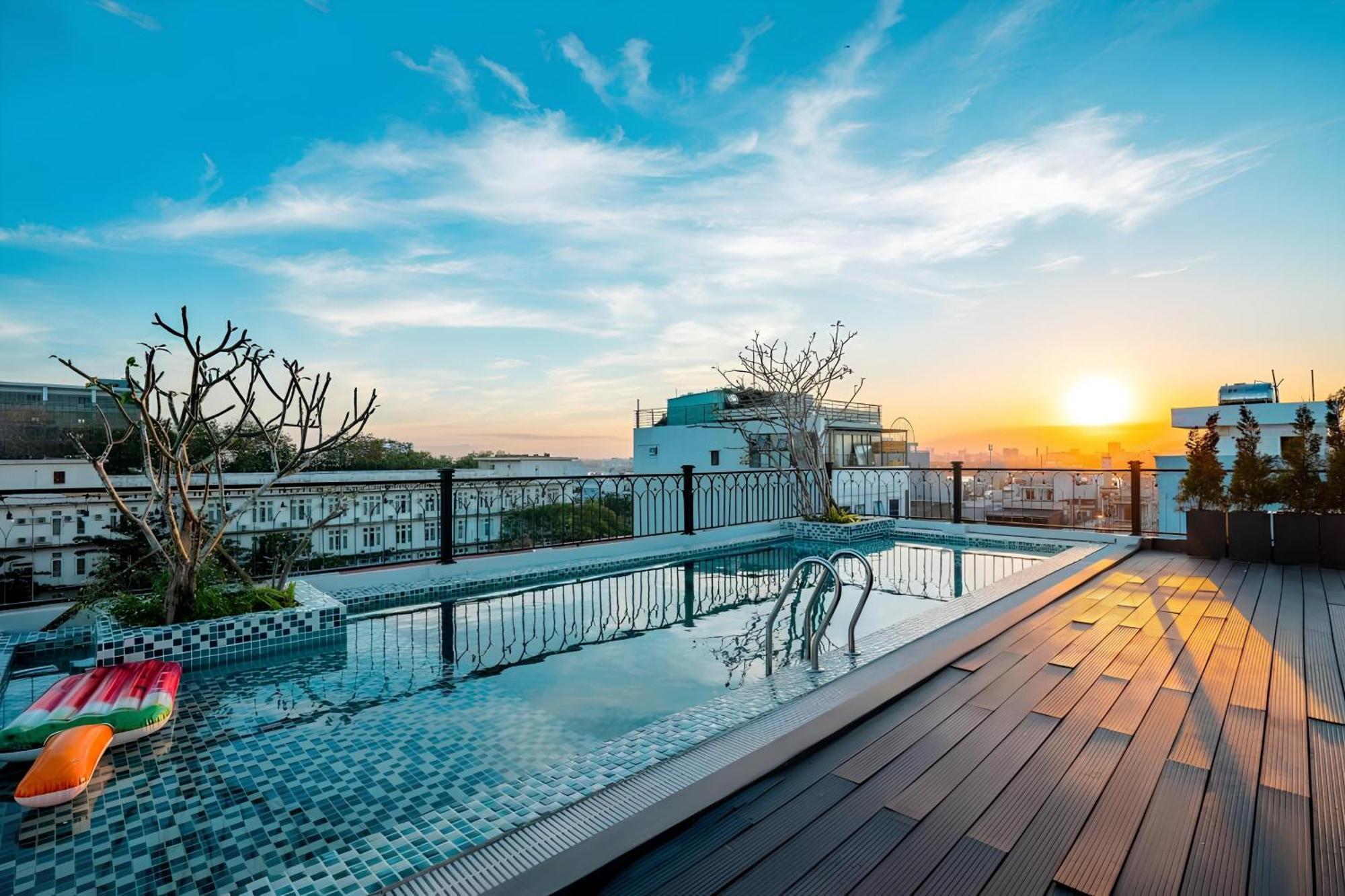 The Now Boutique Hotel & Apartment Da Nang Esterno foto