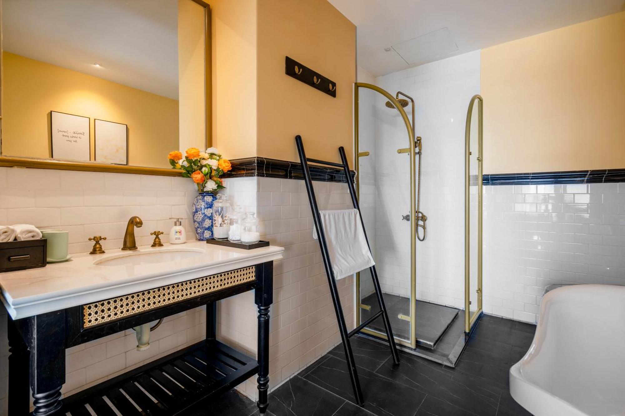 The Now Boutique Hotel & Apartment Da Nang Esterno foto